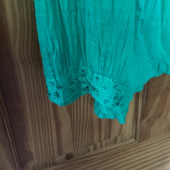 Greater Good Crepe Blouse with embroidery and sequins in beautiful green - Picture 4 of 4